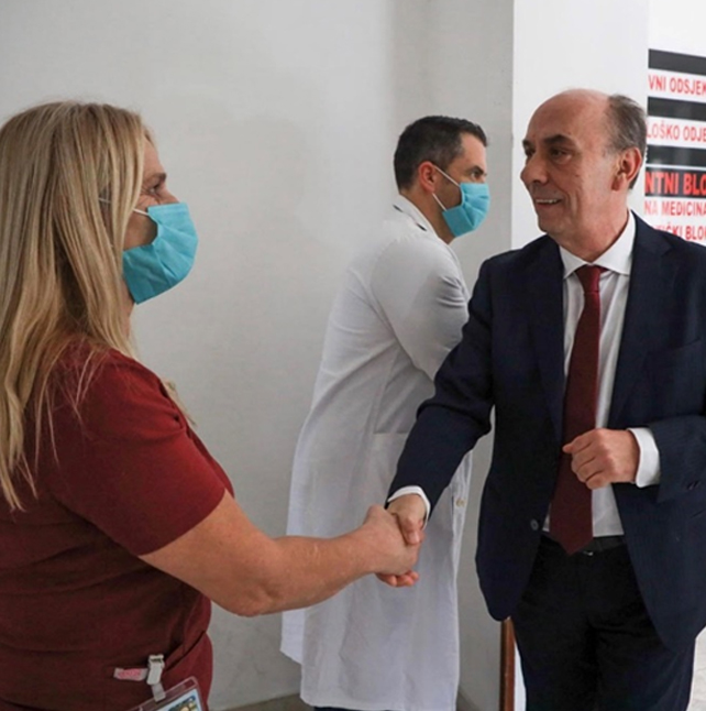 posjeta ministra 22122301